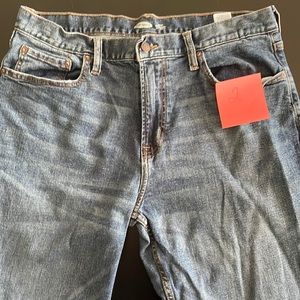 Old Navy mens Loose Flex jeans 36x32 EUC!! Bundle jeans together and save!